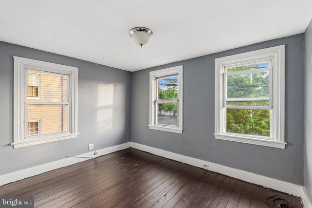 125 SCHOOLEY ST, Moorestown, NJ 08057