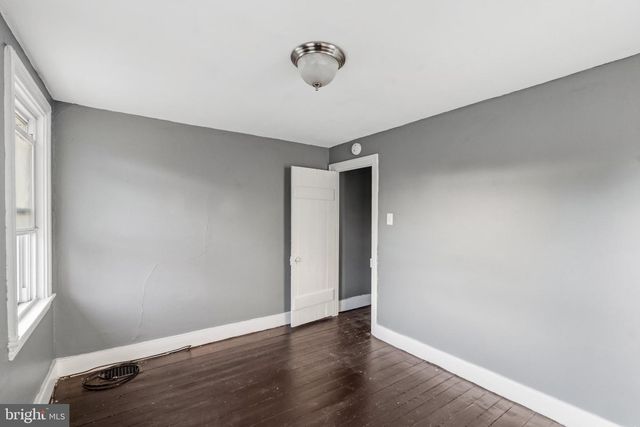 125 SCHOOLEY ST, Moorestown, NJ 08057