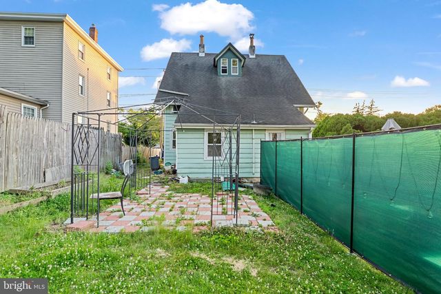 125 SCHOOLEY ST, Moorestown, NJ 08057