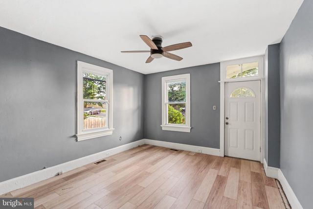 125 SCHOOLEY ST, Moorestown, NJ 08057