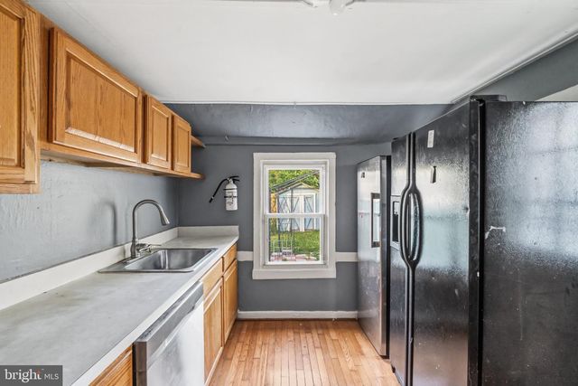125 SCHOOLEY ST, Moorestown, NJ 08057