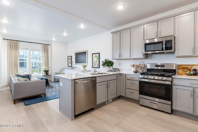 68 Scenic Heights Road, Kamas, UT 84036