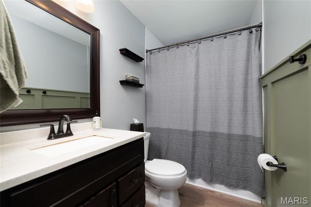 1334 Saint Gregory Lane, St Charles, MO 63304
