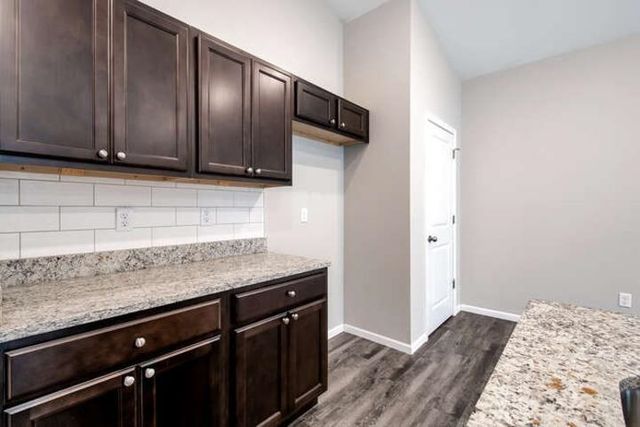 1321 N Azena St, Andover, KS 67002