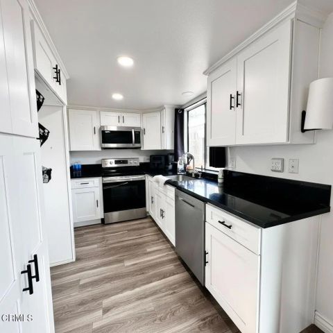 129 E Ventura Street A, Santa Paula, CA 93060