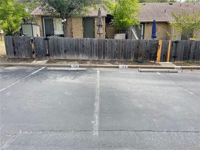 1015 E Yager LN 108, Austin, TX 78753