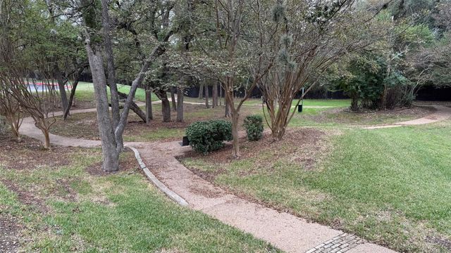 1015 E Yager LN 108, Austin, TX 78753