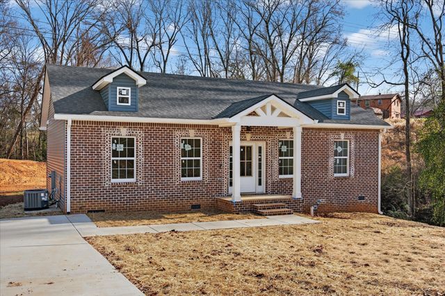 613 Hill Road, Clarksville, TN 37043