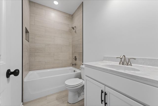 613 Hill Road, Clarksville, TN 37043