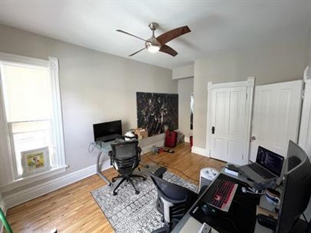 2748 Dupont Avenue S, Minneapolis, MN 55408