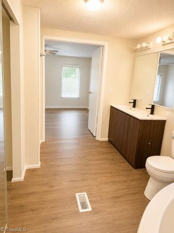 1001 Arvin Hill Lane, Lexington, NC 27295