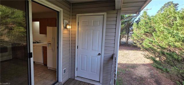 112 Westbrook Court, Archdale, NC 27263