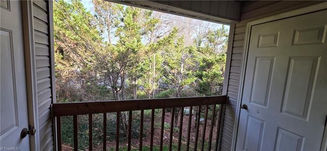 112 Westbrook Court, Archdale, NC 27263