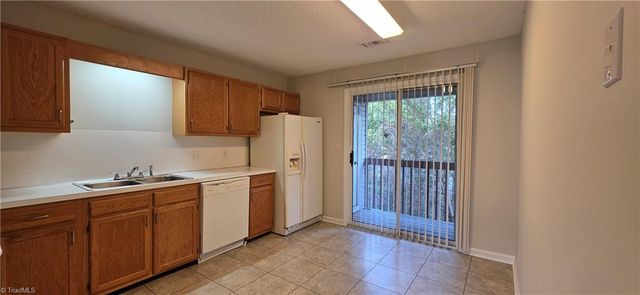 112 Westbrook Court, Archdale, NC 27263