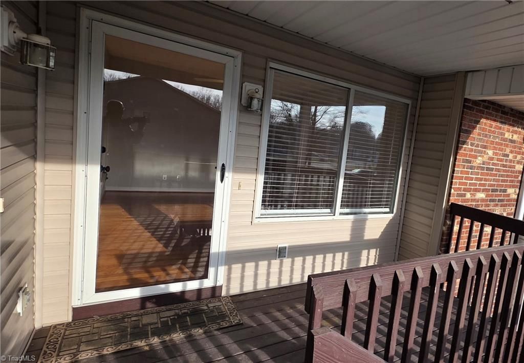 112 Westbrook Court, Archdale, NC 27263