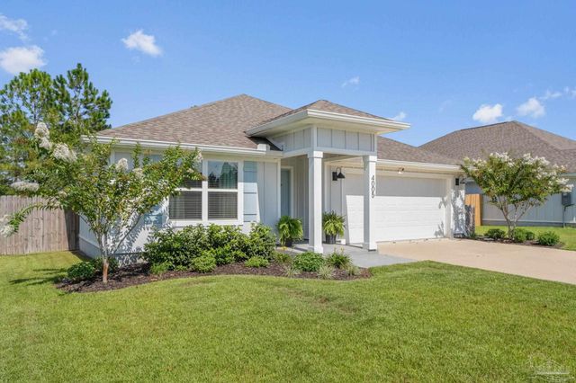 4005 Whitetail Ln, Pensacola, FL 32526
