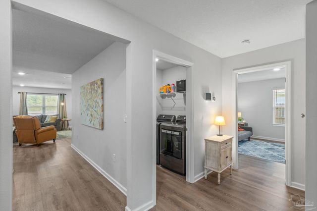 4005 Whitetail Ln, Pensacola, FL 32526