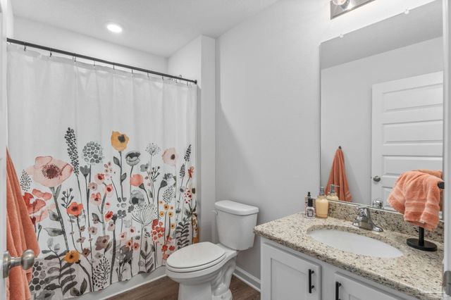 4005 Whitetail Ln, Pensacola, FL 32526