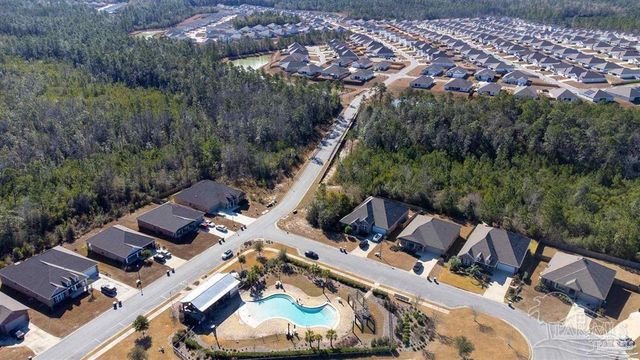 4005 Whitetail Ln, Pensacola, FL 32526