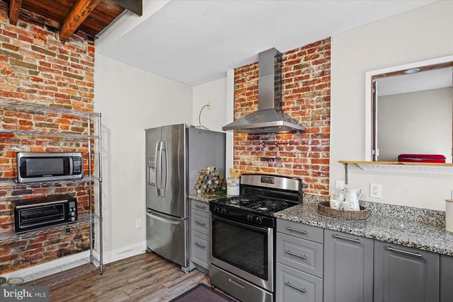 211 PENN ST, Baltimore, MD 21230