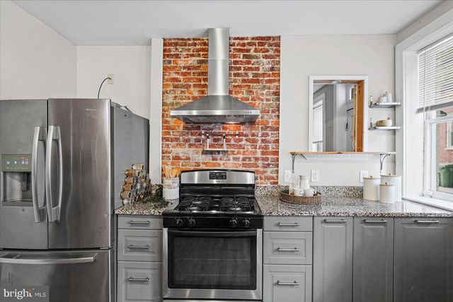 211 PENN ST, Baltimore, MD 21230