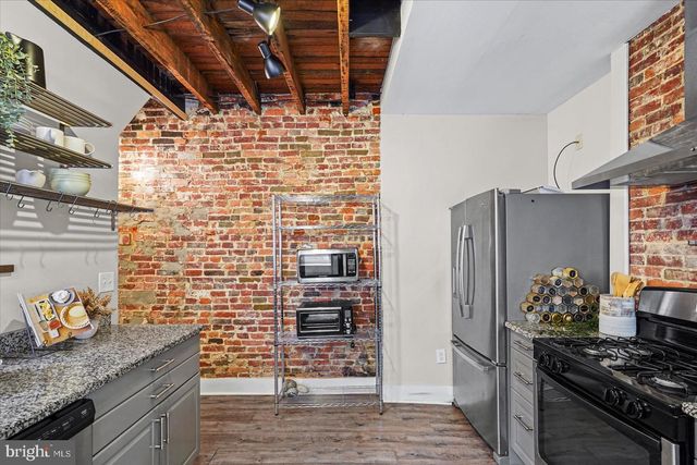 211 PENN ST, Baltimore, MD 21230