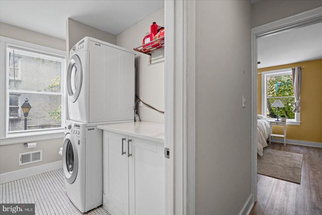 211 PENN ST, Baltimore, MD 21230