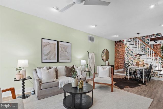 211 PENN ST, Baltimore, MD 21230