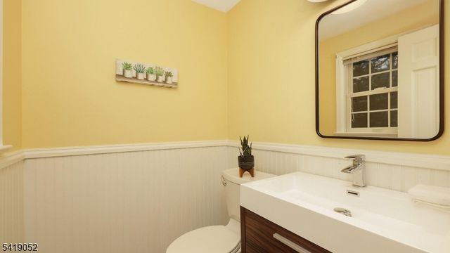 312 Wells St, Westfield Town, NJ 07090