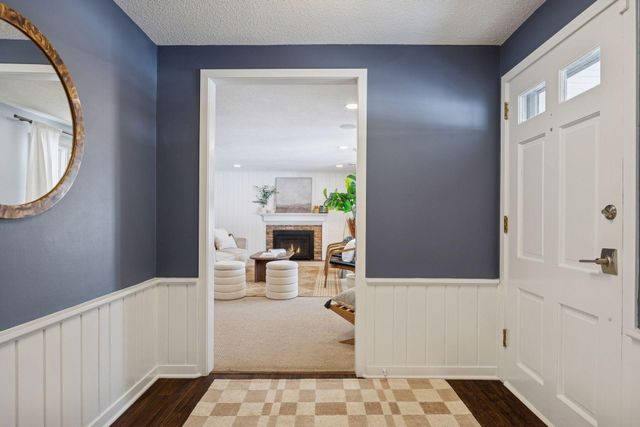 17930 30th Avenue N, Plymouth, MN 55447