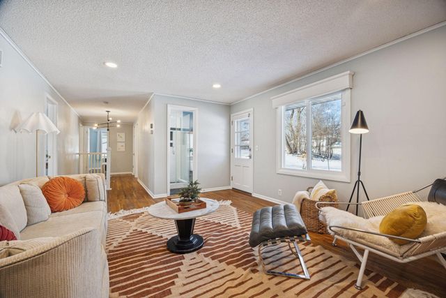 17930 30th Avenue N, Plymouth, MN 55447