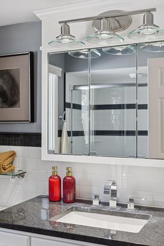 17930 30th Avenue N, Plymouth, MN 55447