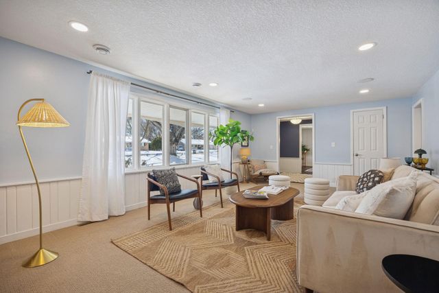 17930 30th Avenue N, Plymouth, MN 55447