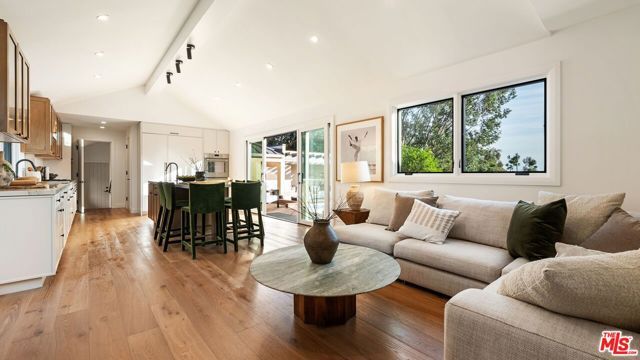 13146 Rivers Road, Los Angeles, CA 90049