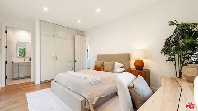 13146 Rivers Road, Los Angeles, CA 90049