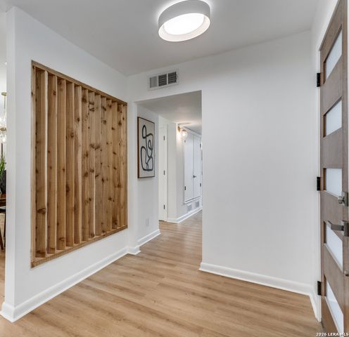 527 Burnside Drive, San Antonio, TX 78209