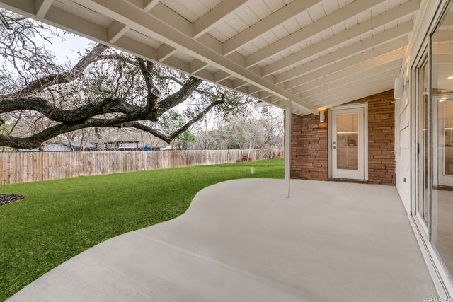 527 Burnside Drive, San Antonio, TX 78209