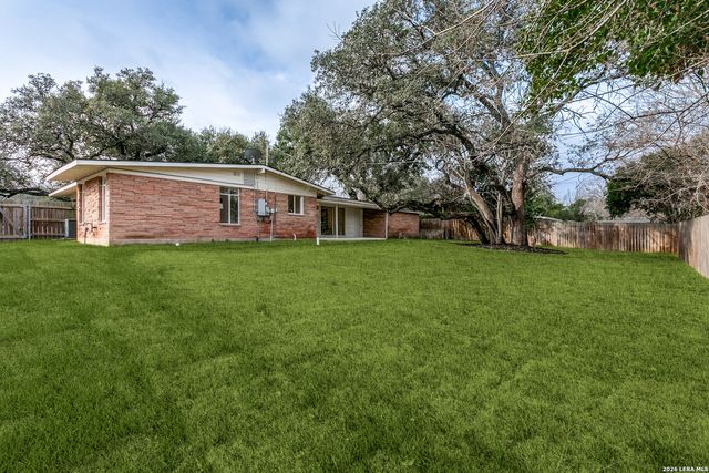 527 Burnside Drive, San Antonio, TX 78209