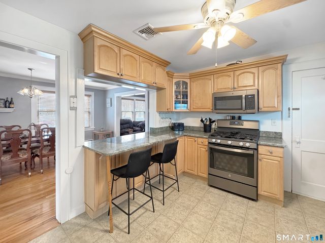 707 Hope Street, Stamford, CT 06907