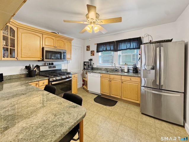 707 Hope Street, Stamford, CT 06907