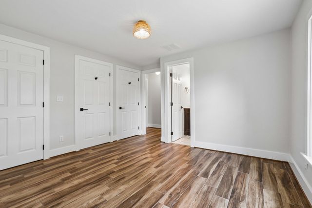 2089 Fm 1704, Elgin, TX 78621