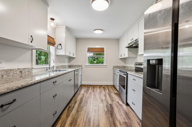 2089 Fm 1704, Elgin, TX 78621