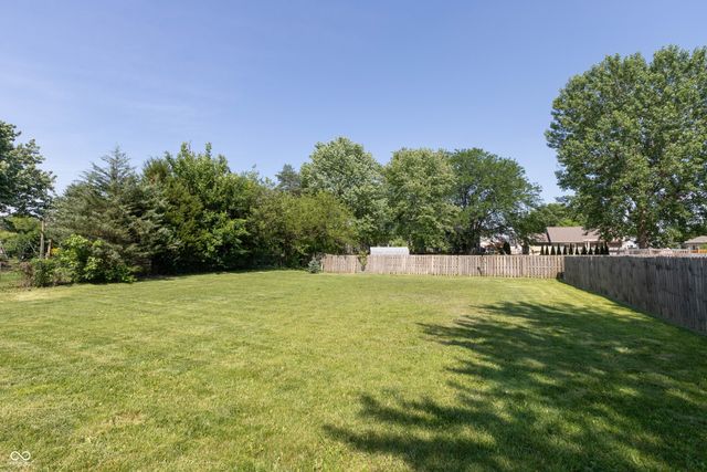 1193 N Meridian Street, Greenwood, IN 46143