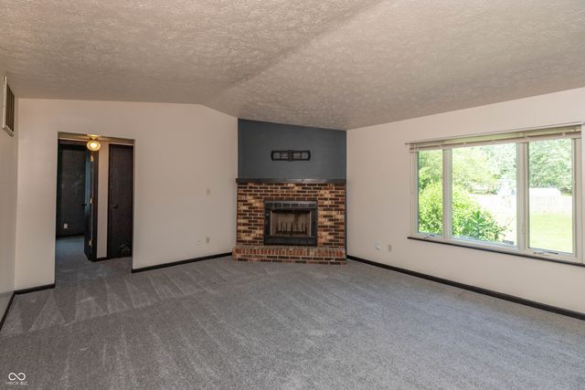 1193 N Meridian Street, Greenwood, IN 46143