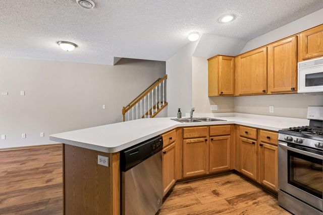 1765 Riverwood Drive 73, Burnsville, MN 55337