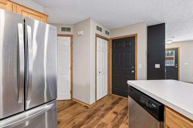 1765 Riverwood Drive 73, Burnsville, MN 55337