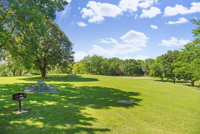 1765 Riverwood Drive 73, Burnsville, MN 55337