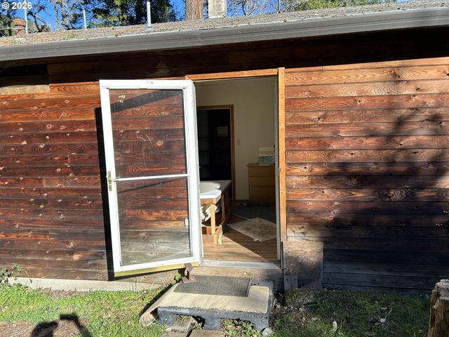 48158 WESTOAK Rd, Westfir, OR 97492