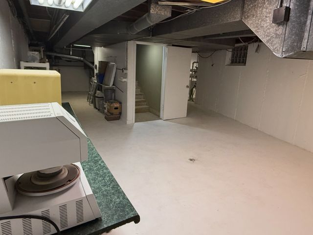 5307 W Devon Avenue, Chicago, IL 60646