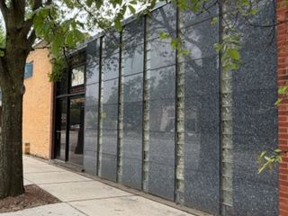 5307 W Devon Avenue, Chicago, IL 60646